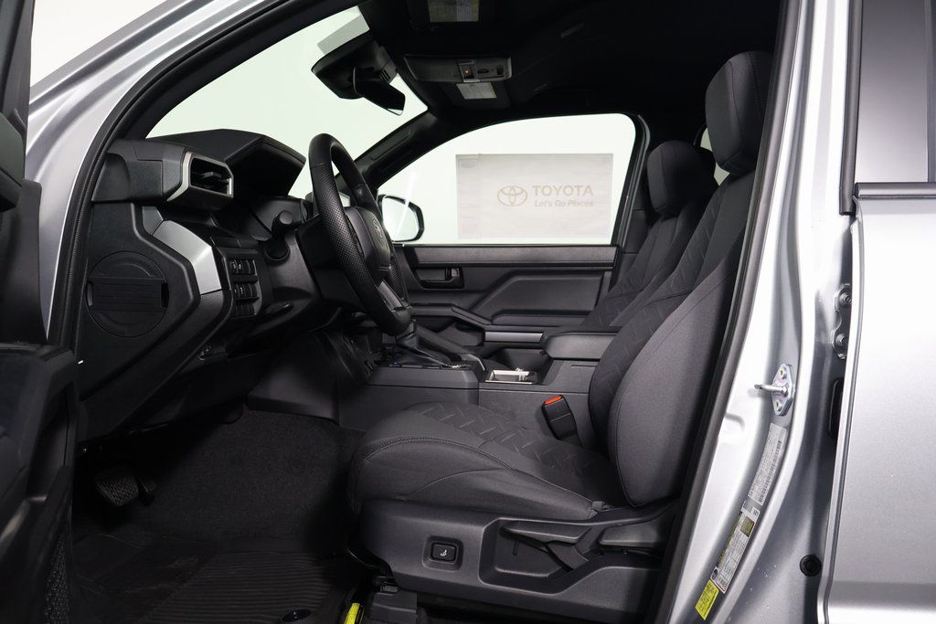 Thumbnail: 2025 Toyota Tacoma - 5