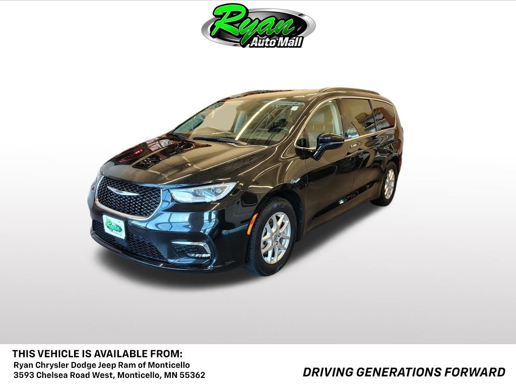 Brilliant Black Crystal Pearlcoat 2022 Chrysler Pacifica Minivan Front-Wheel Drive 9-Speed Automatic