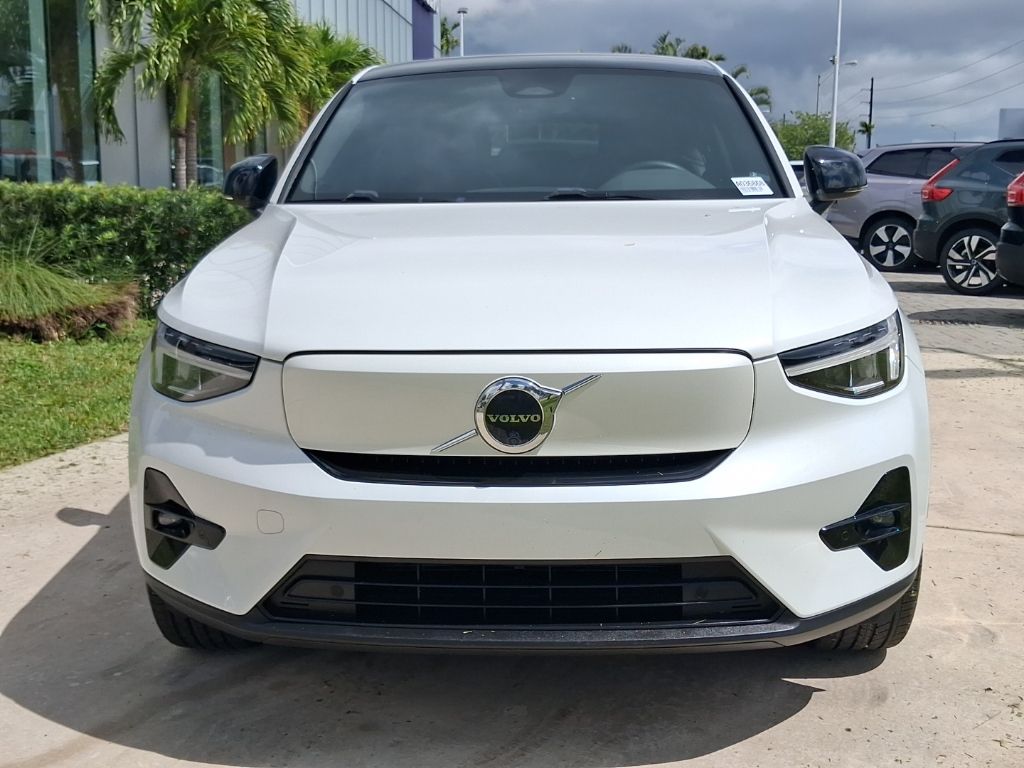Used 2023 Volvo C40 Plus with VIN YV4ED3GL3P2036868 for sale in Miami, FL
