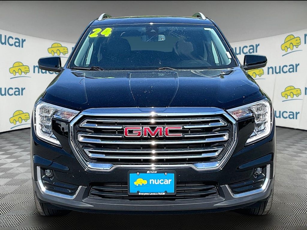 2024 GMC Terrain — photo 2