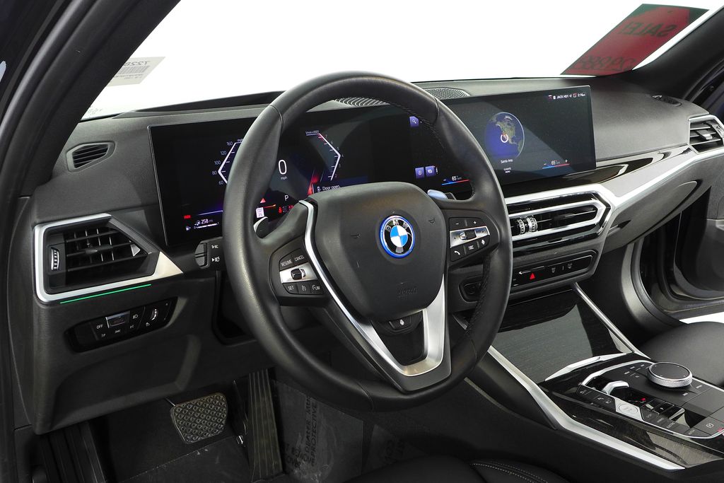 Thumbnail: 2023 BMW 3 Series - 31