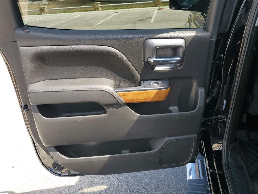 Used Car 2018 Chevrolet Silverado 1500  High Country For Sale Under $40,000 In Austin, Texas