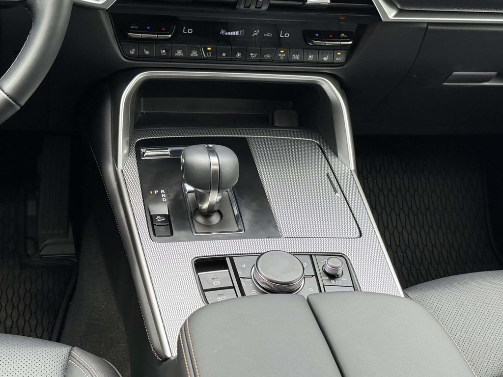 2026 Mazda CX-90 Preferred Package - Photo 22