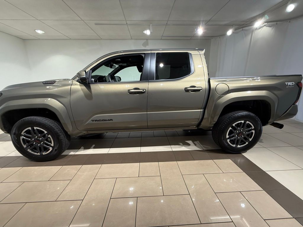 Thumbnail: 2025 Toyota Tacoma - 2