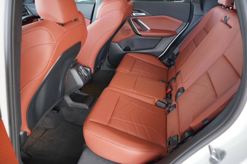 Thumbnail: 2026 BMW X1 - 18