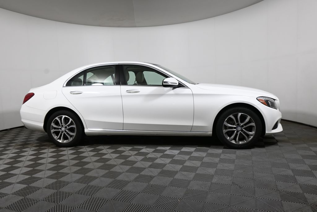 Thumbnail: 2017 Mercedes-Benz C-Class - 8