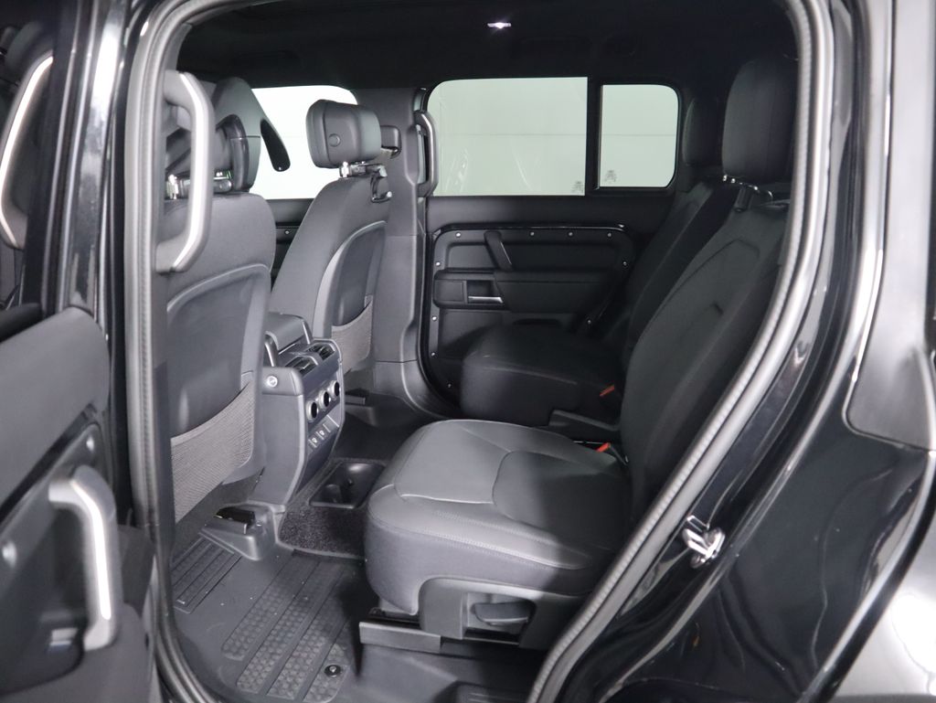 Thumbnail: 2025 Land Rover Defender - 22