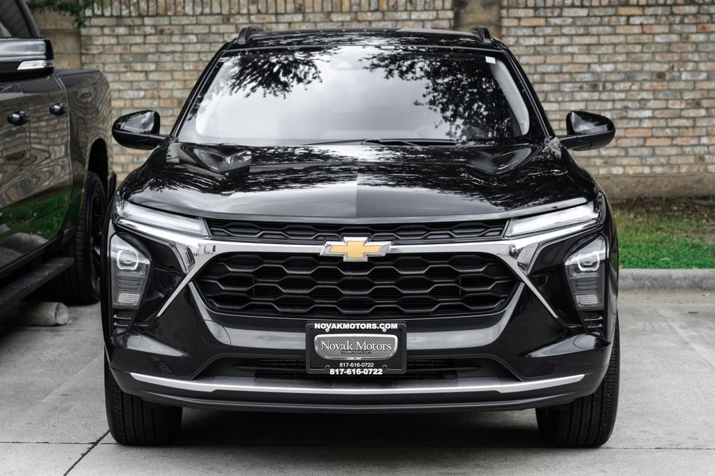 used 2024 Chevrolet Trax car, priced at $21,900