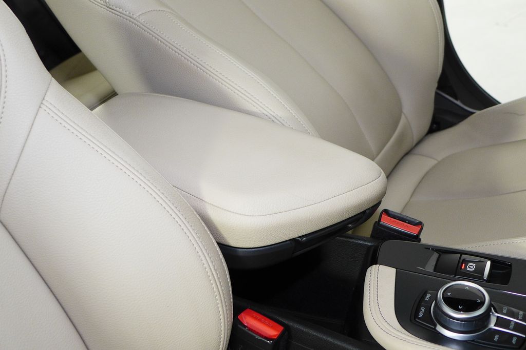 Thumbnail: 2018 BMW X2 - 16