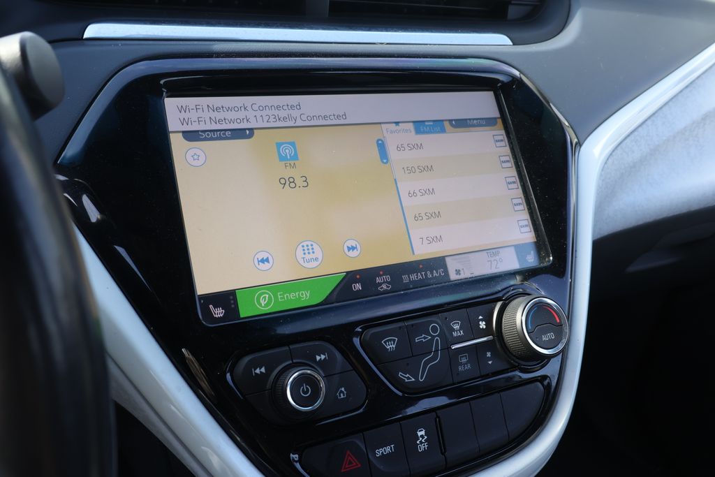 Thumbnail: 2018 Chevrolet Bolt EV - 21