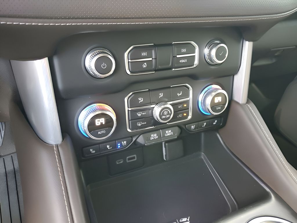 Used Car 2022 Gmc Yukon  Slt For Sale Under $60,000 In Austin, Texas