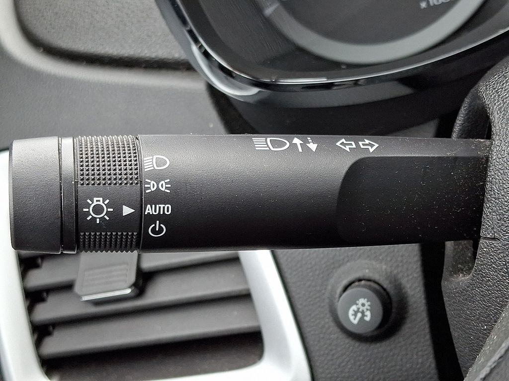 2017 GMC Terrain — photo 25