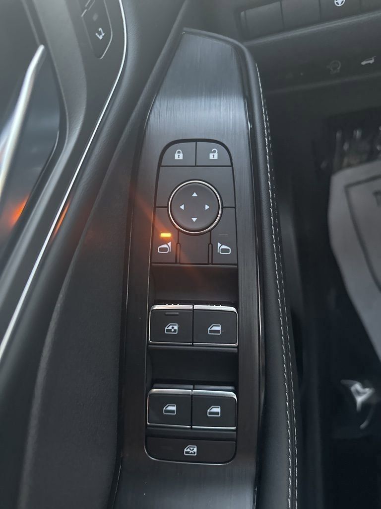 2025 Boulder Gray Pearl Nissan Rogue Platinum FWD SUV