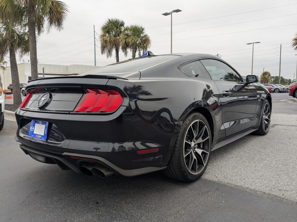2021 Ford Mustang EcoBoost Fastback