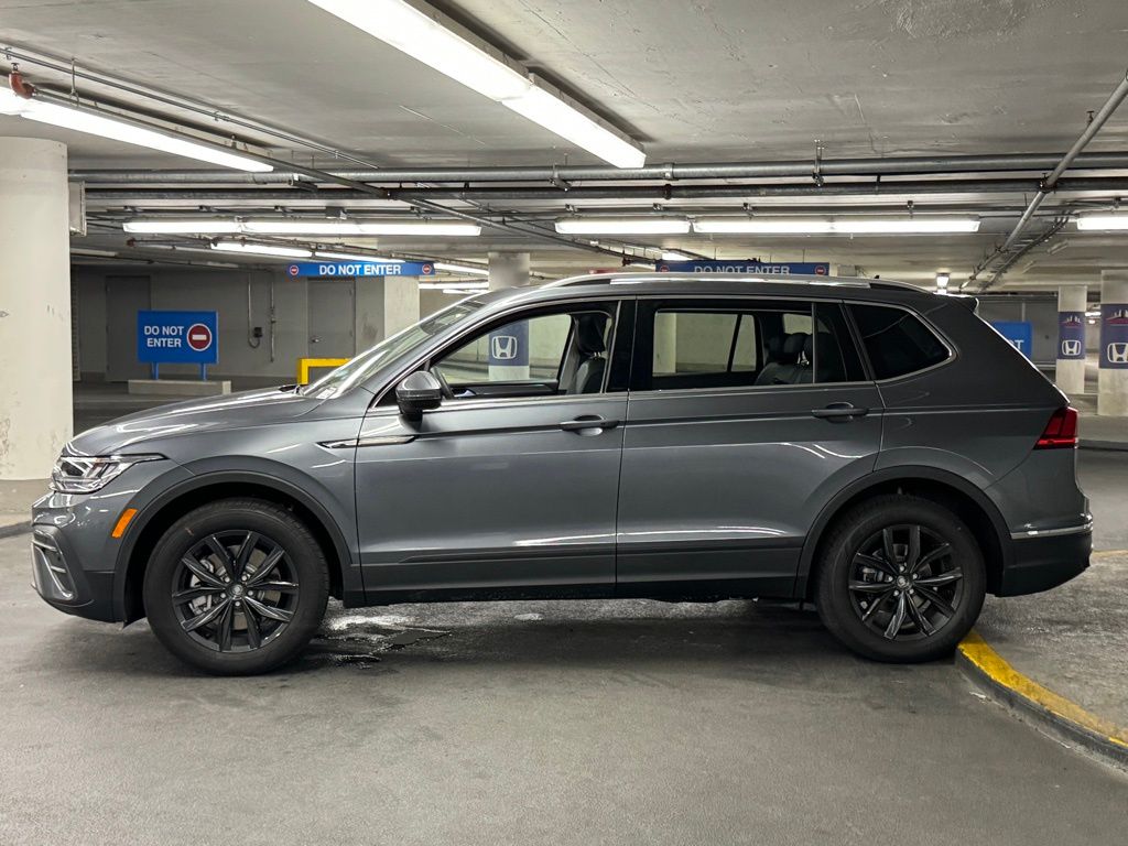 2024 Volkswagen Tiguan 2.0T SE 30