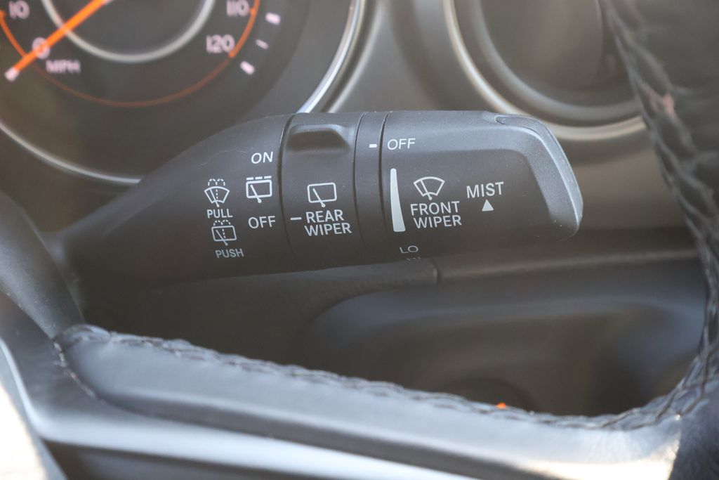 Thumbnail: 2019 Jeep Wrangler - 25