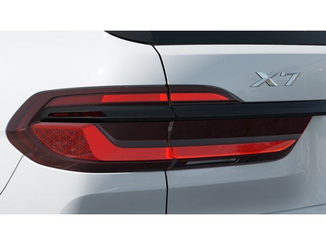 Thumbnail: 2026 BMW X7 - 8
