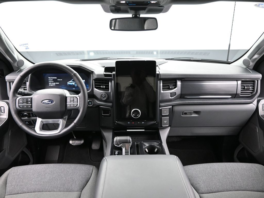 2024 Ford F-150 Lightning Flash