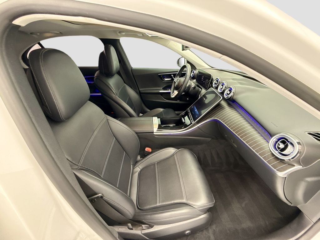 Thumbnail: 2023 Mercedes-Benz C-Class - 18