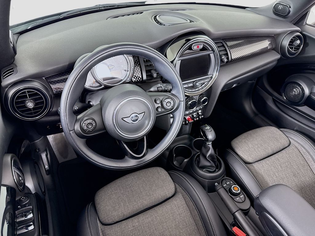 Thumbnail: 2018 MINI Cooper - 17