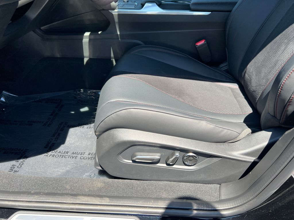 Thumbnail: 2025 Acura TLX - 14