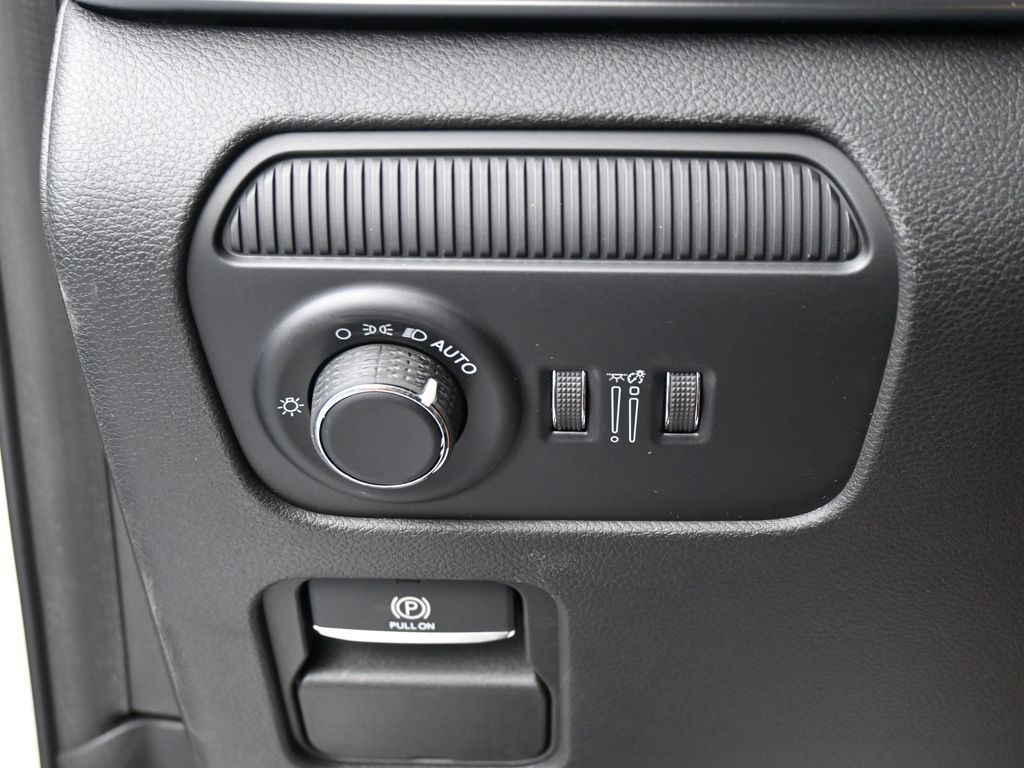 New 2026 Bright White Clearcoat Jeep Summit image 16