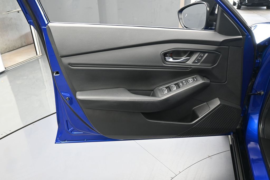 Used 2024 Pearl Honda Sport-L image 13