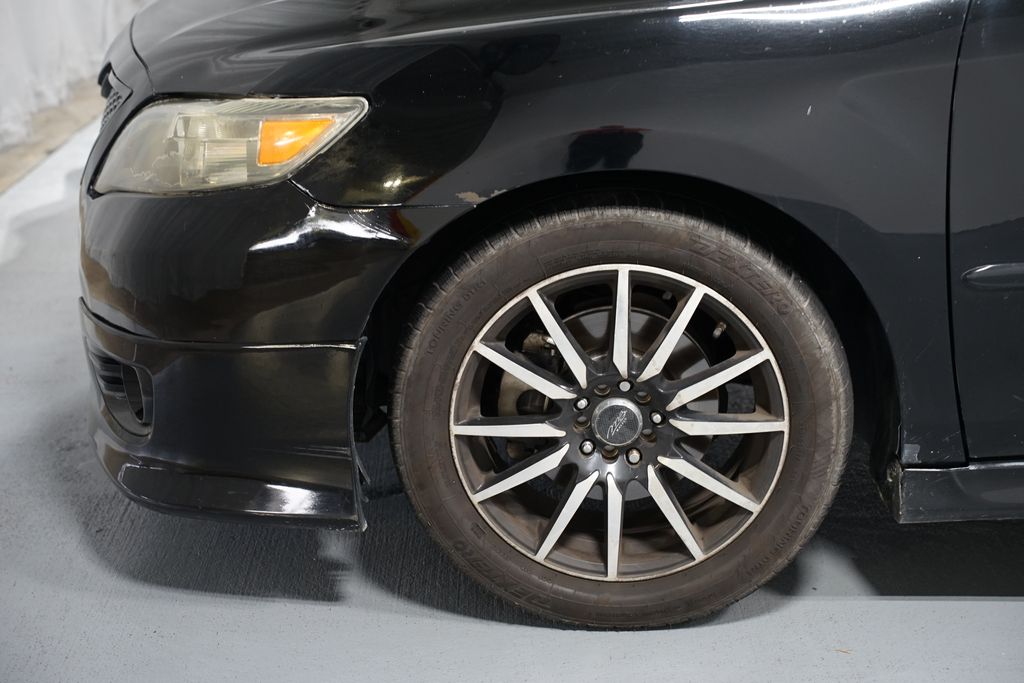 Thumbnail: 2011 Toyota Camry - 5