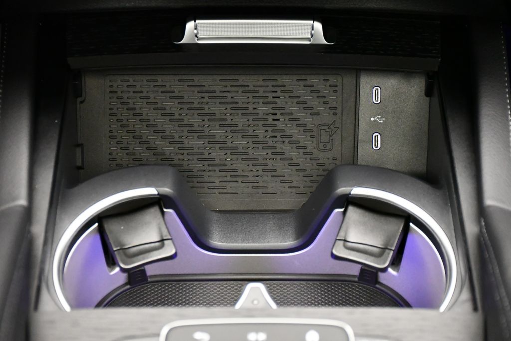 Thumbnail: 2026 Mercedes-Benz GLE - 30