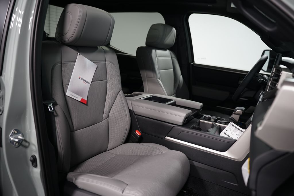 2025 Toyota Tundra Limited 30