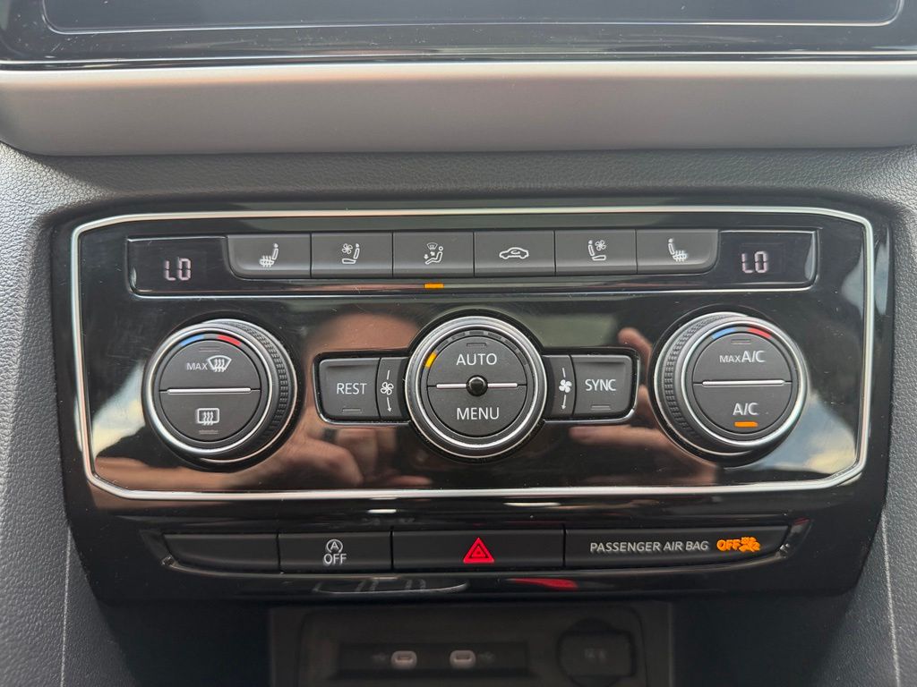 2023 Volkswagen Atlas 3.6L V6 SEL Premium R-Line Black at Klick Lewis Buick Chevrolet