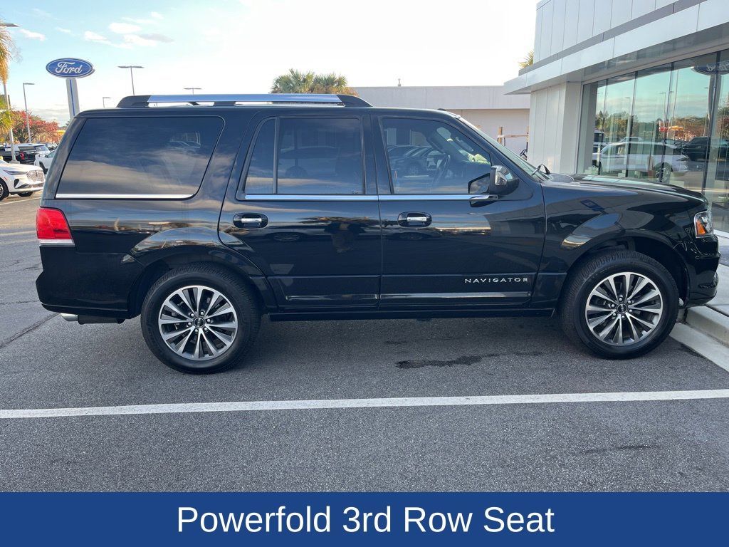 2017 Lincoln Navigator Select