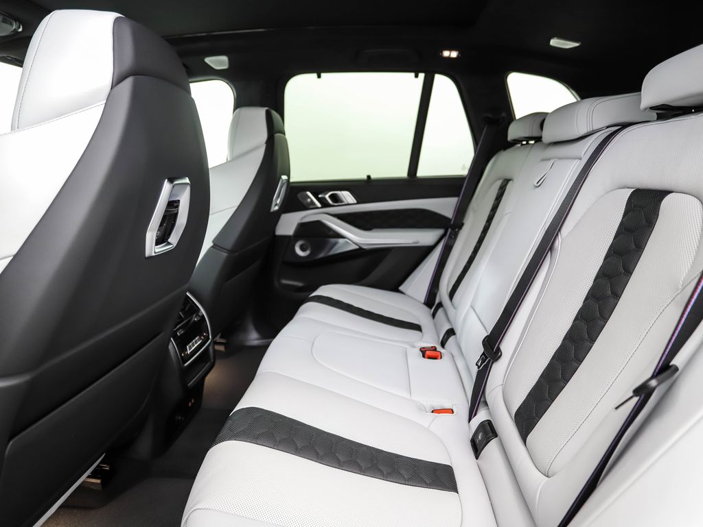 Thumbnail: 2026 BMW X5 - 20