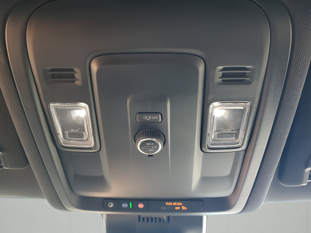 Used Car 2025 Chevrolet Suburban  Z71 For Sale Under $70,000 In Austin, Texas