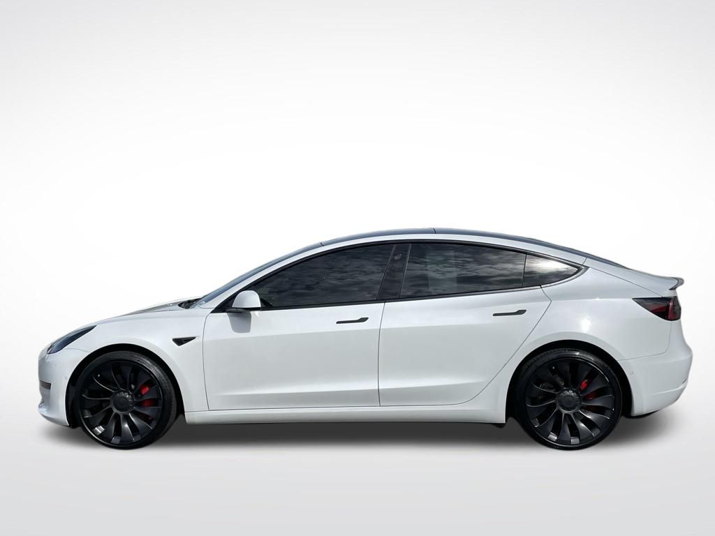 Thumbnail: 2022 Tesla Model 3 - 2