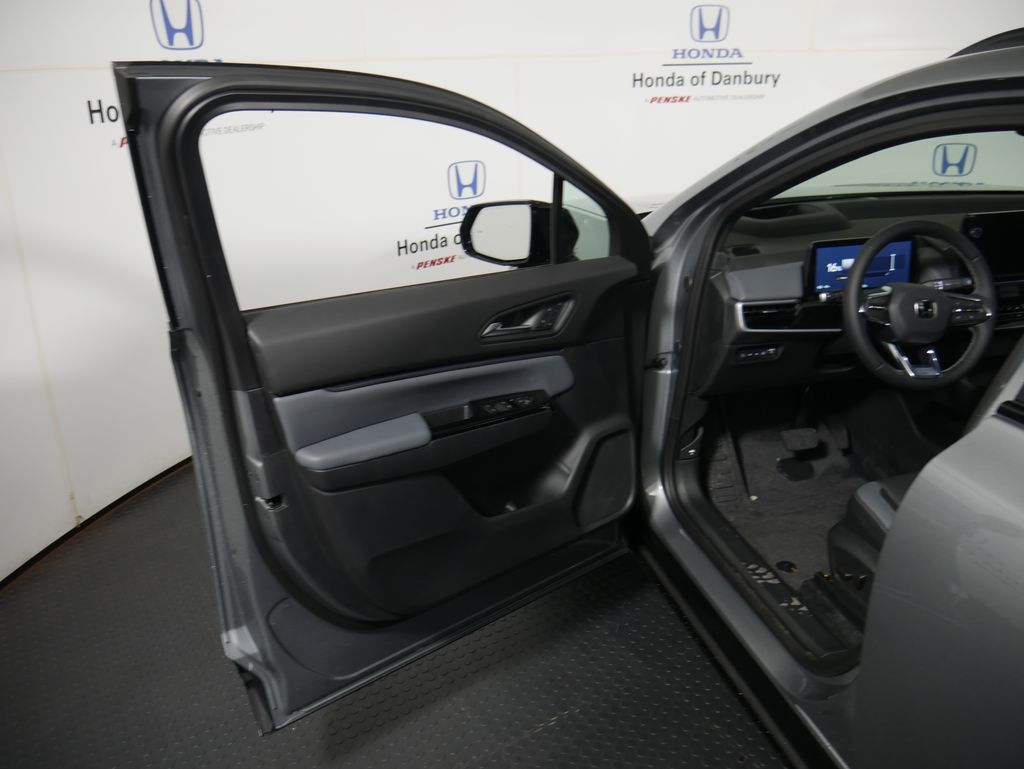 Thumbnail: 2025 Honda Prologue - 10