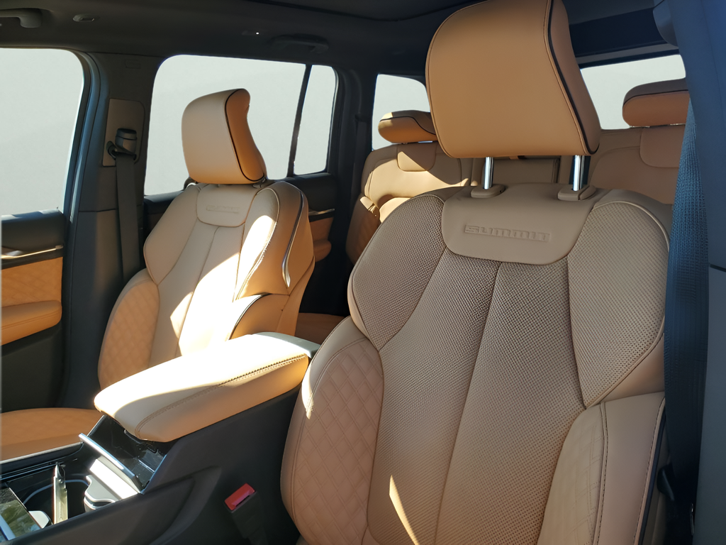 New Car 2025 Jeep Grand Cherokee  Summit For Sale Under $60,000 In Austin, Texas