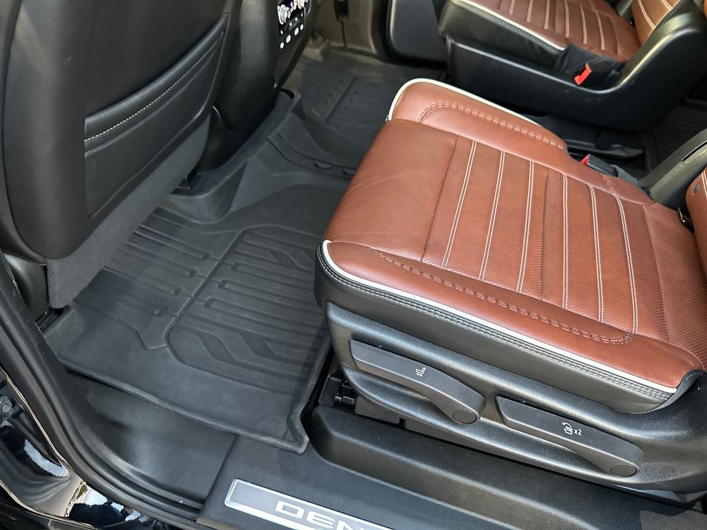 Used Car 2023 Gmc Yukon Xl  Denali Ultimate For Sale Under $70,000 In Austin, Texas