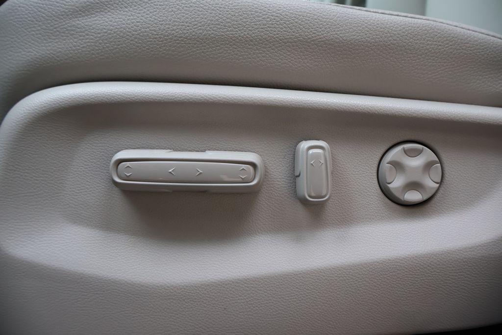 2025 Honda Odyssey EX-L 10