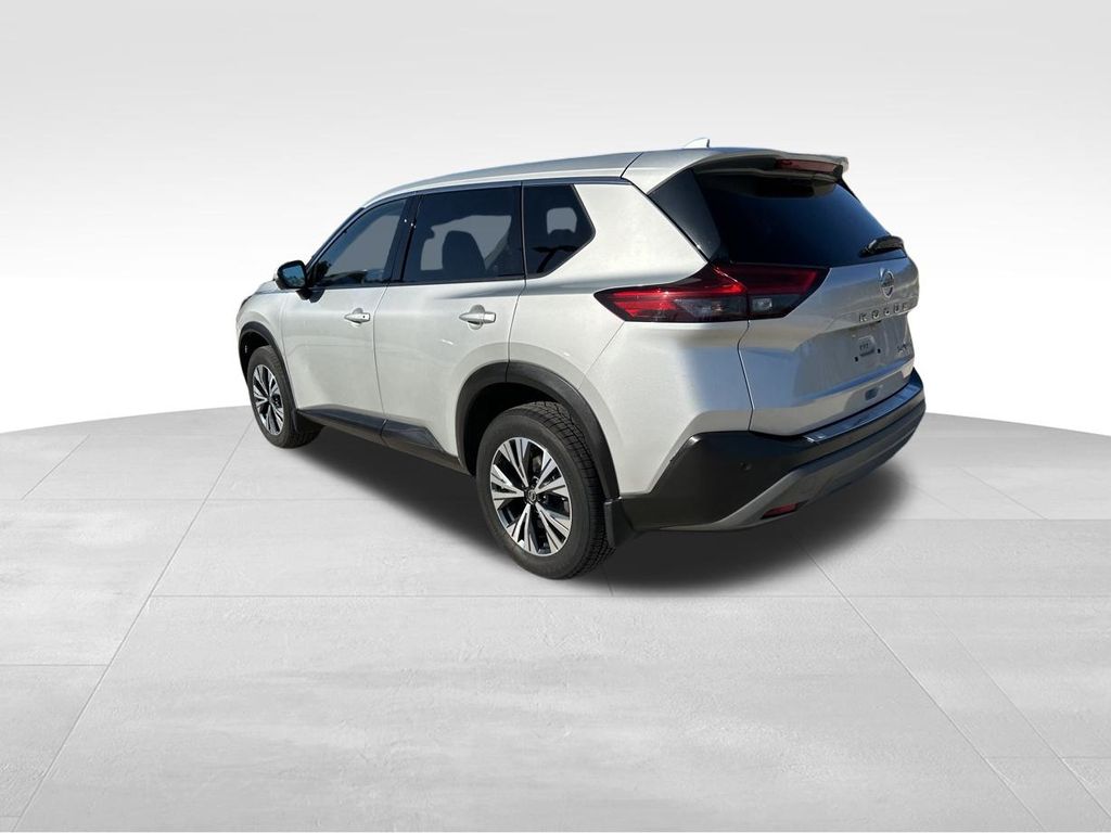 2021 Nissan Rogue SV 6