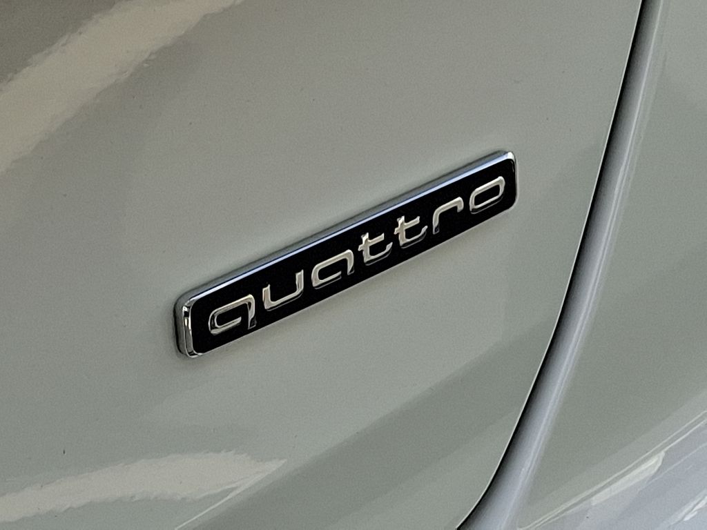 Thumbnail: 2019 Audi A6 - 30