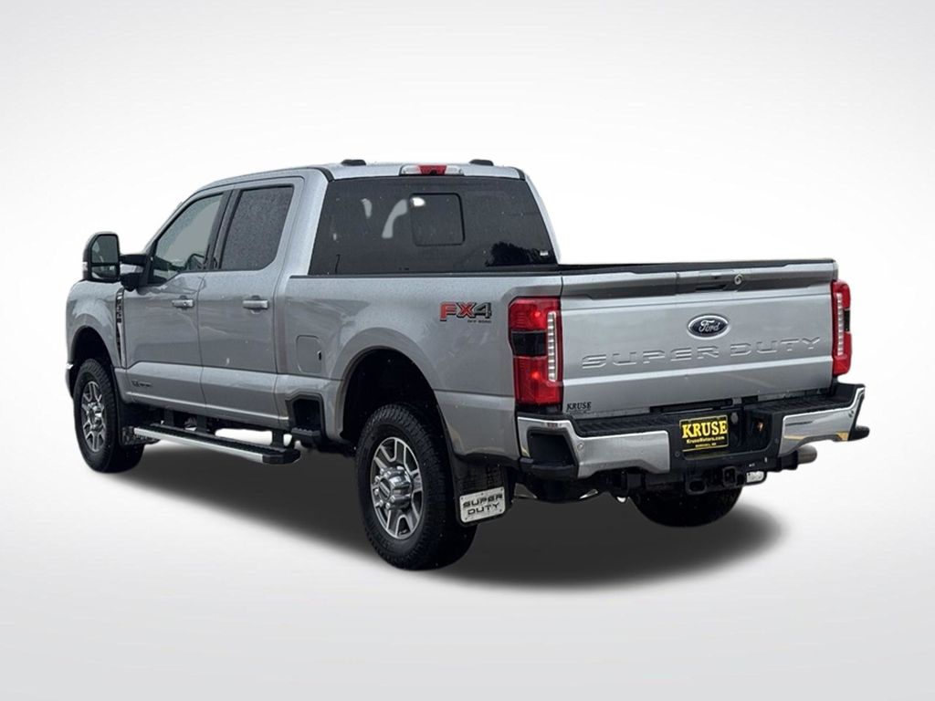 2024 Ford F-350 Super Duty Lariat