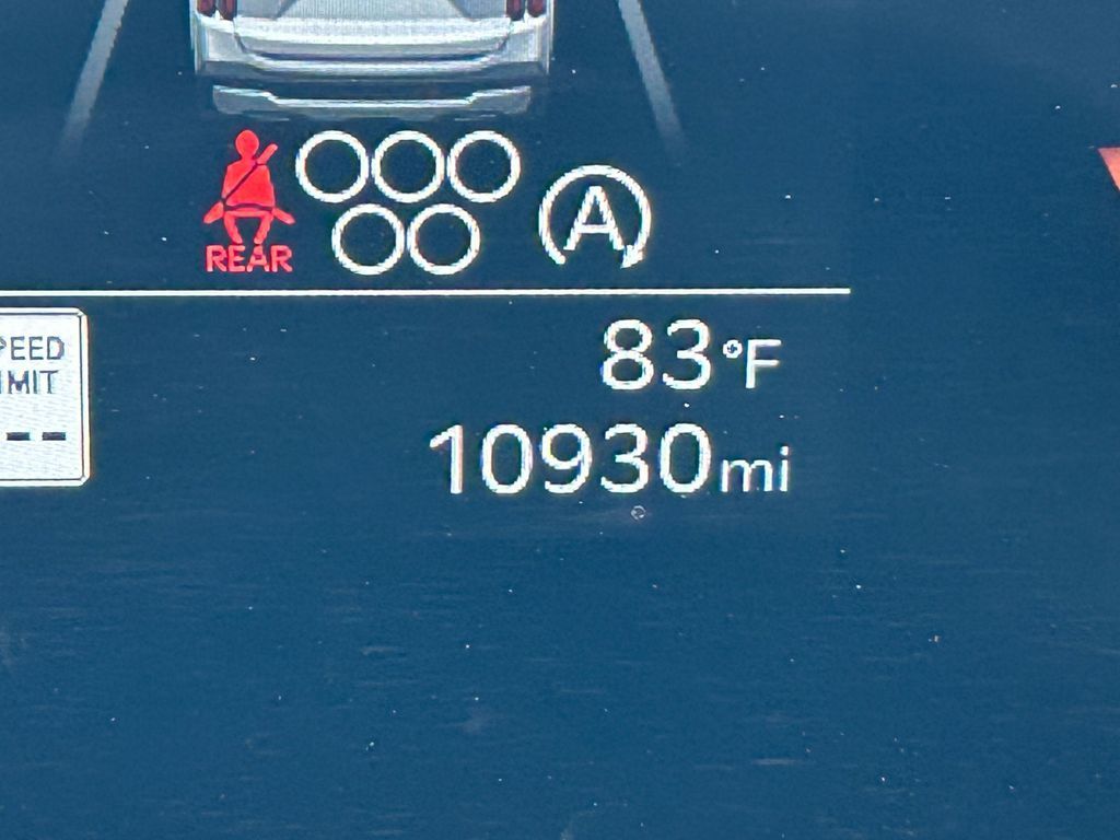 Used 2025 Wolf Gray Kia S image 34