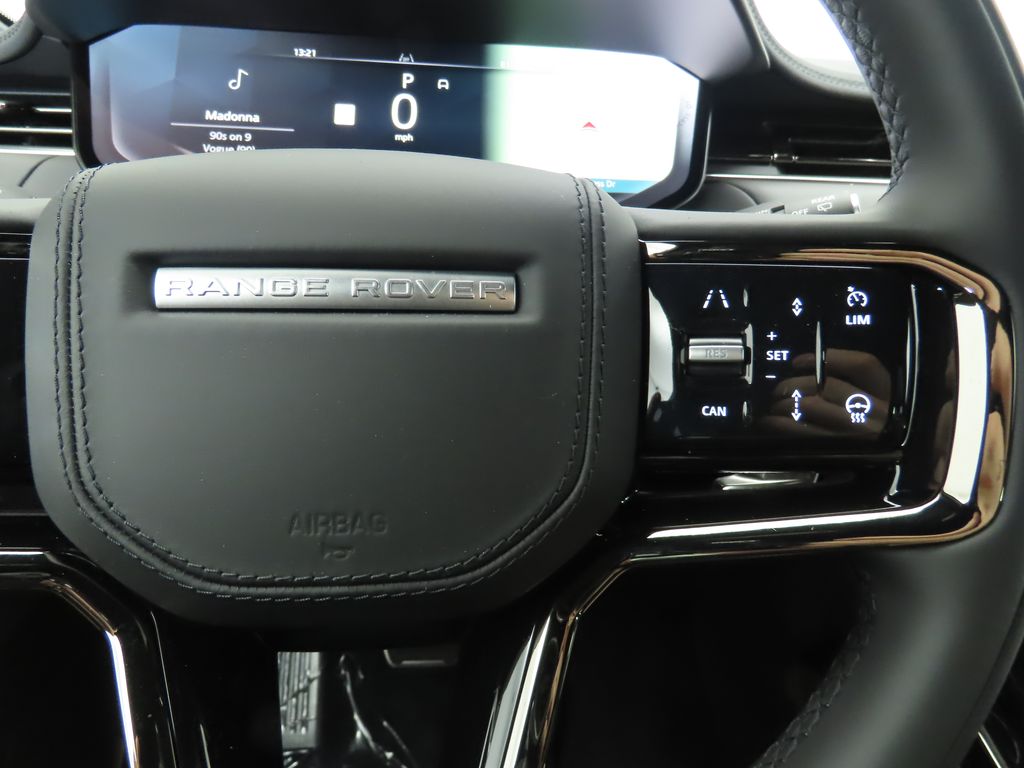 2025 Land Rover Range Rover Sport Dynamic 13