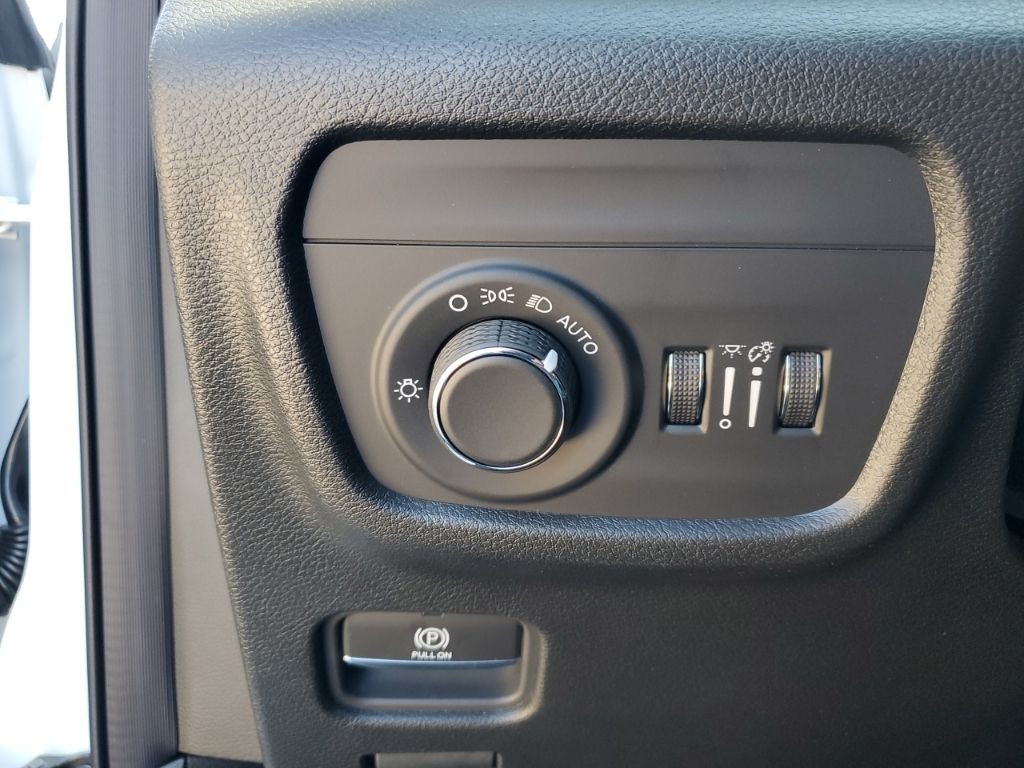 New Car 2025 Jeep Grand Cherokee  For Sale Under $50,000 In Austin, Texas