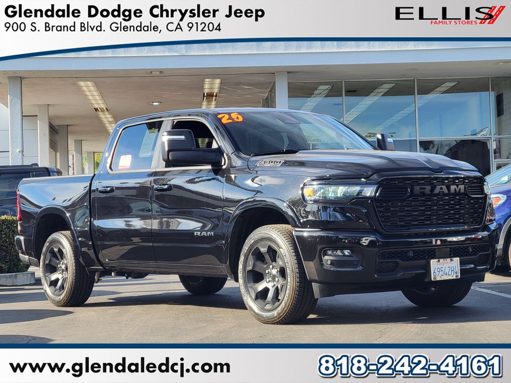 2025 RAM 1500 Big Horn Crew Cab 4WD