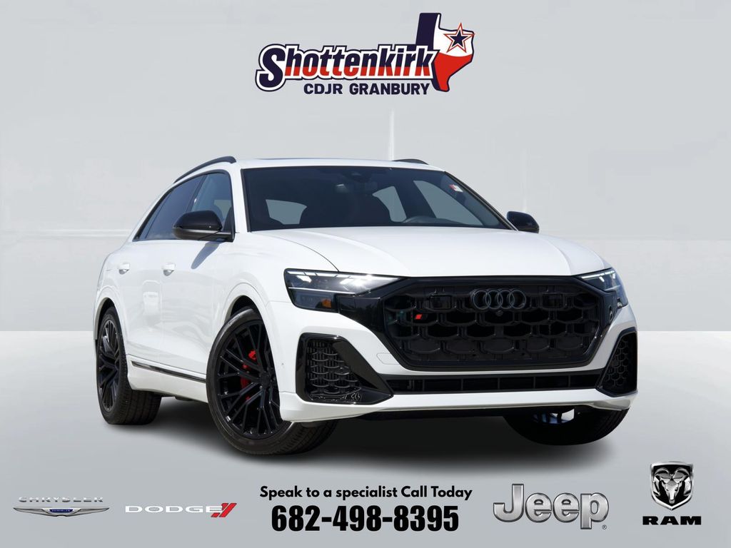2026 Audi SQ8 Premium Plus quattro's photo