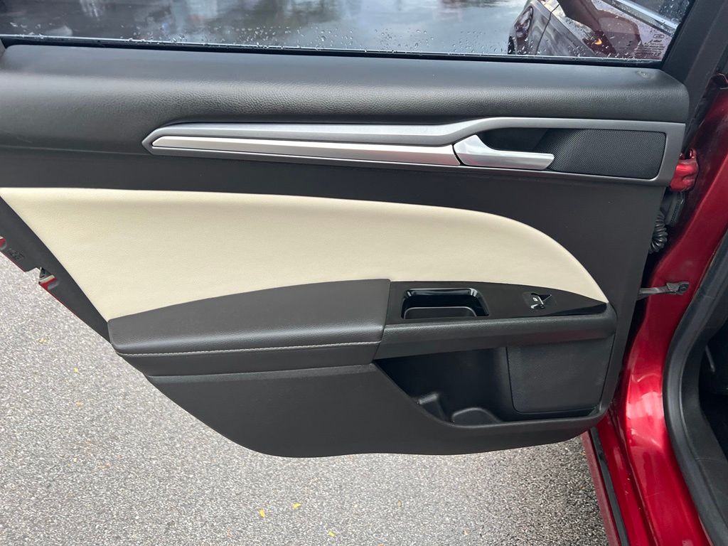 Used 2014 Ford Fusion Sedan