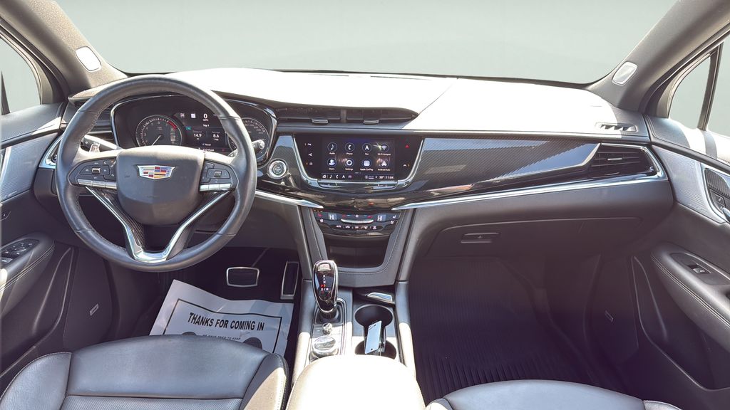 2024 Cadillac XT6