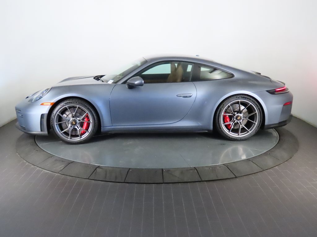 Thumbnail: 2026 Porsche 911 - 2